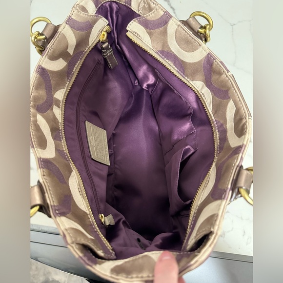 Coach Madison Op Art Tote - Picture 14 of 14